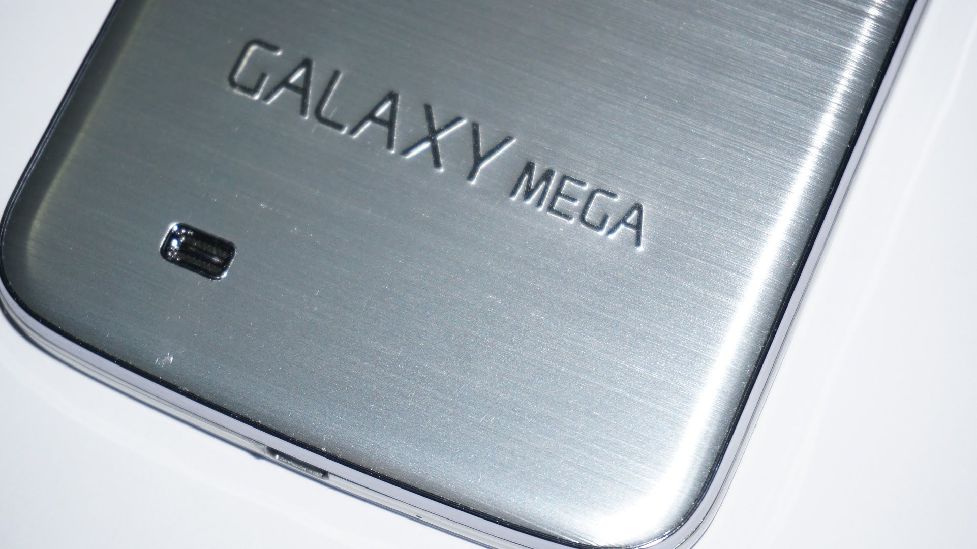 صور مسربة لهاتف Galaxy Mega 2 قبل الإعلان عنه