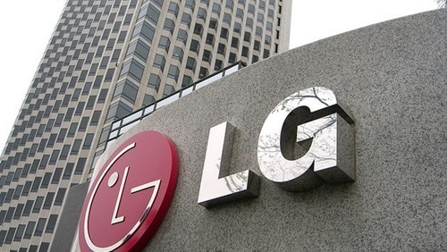 LG تعلن عن هاتفها الجديد F60 المدعم بشبكات الجيل الرابع